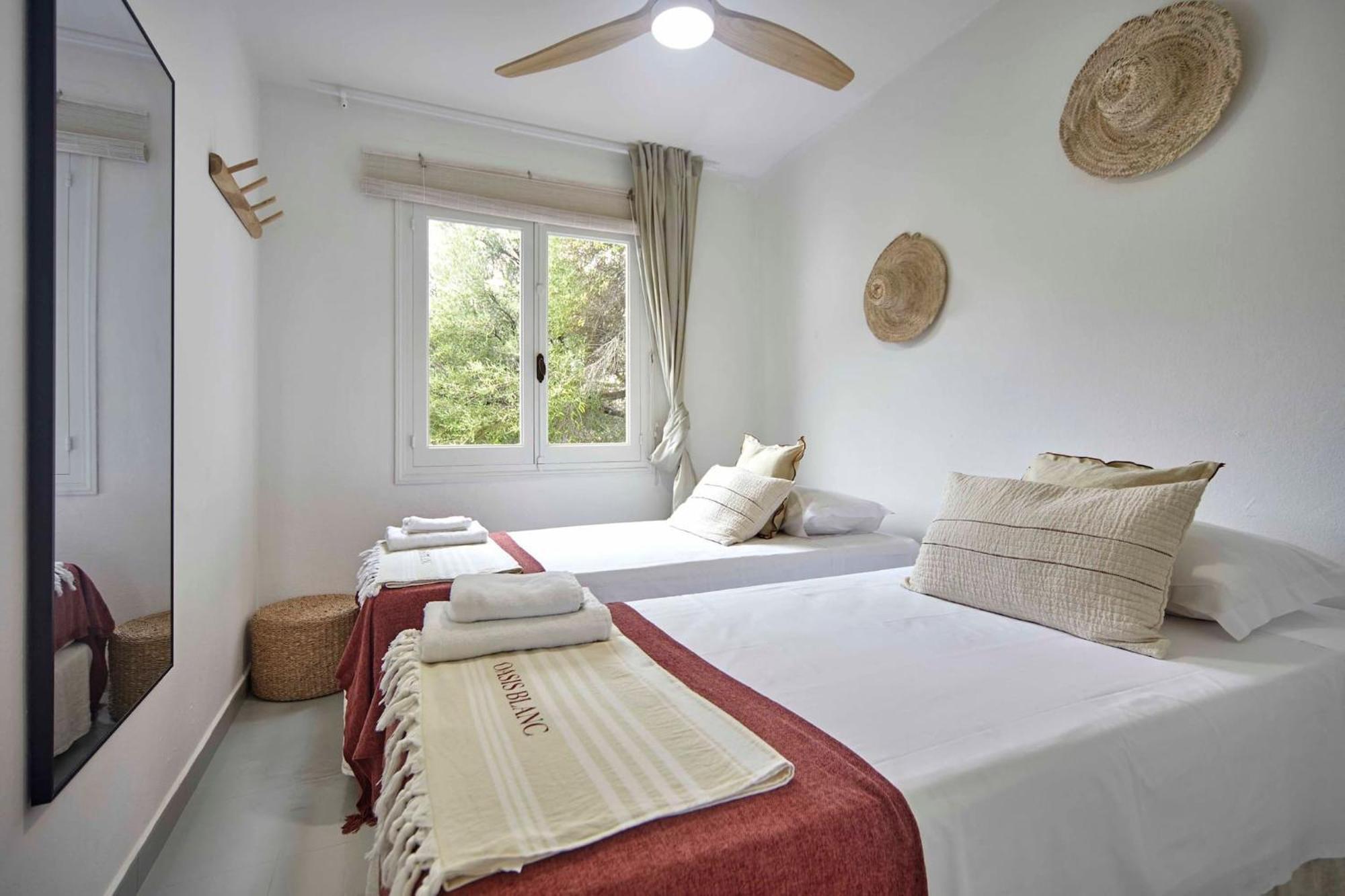 Oasisblanc Binibeca Apartment Bagian luar foto